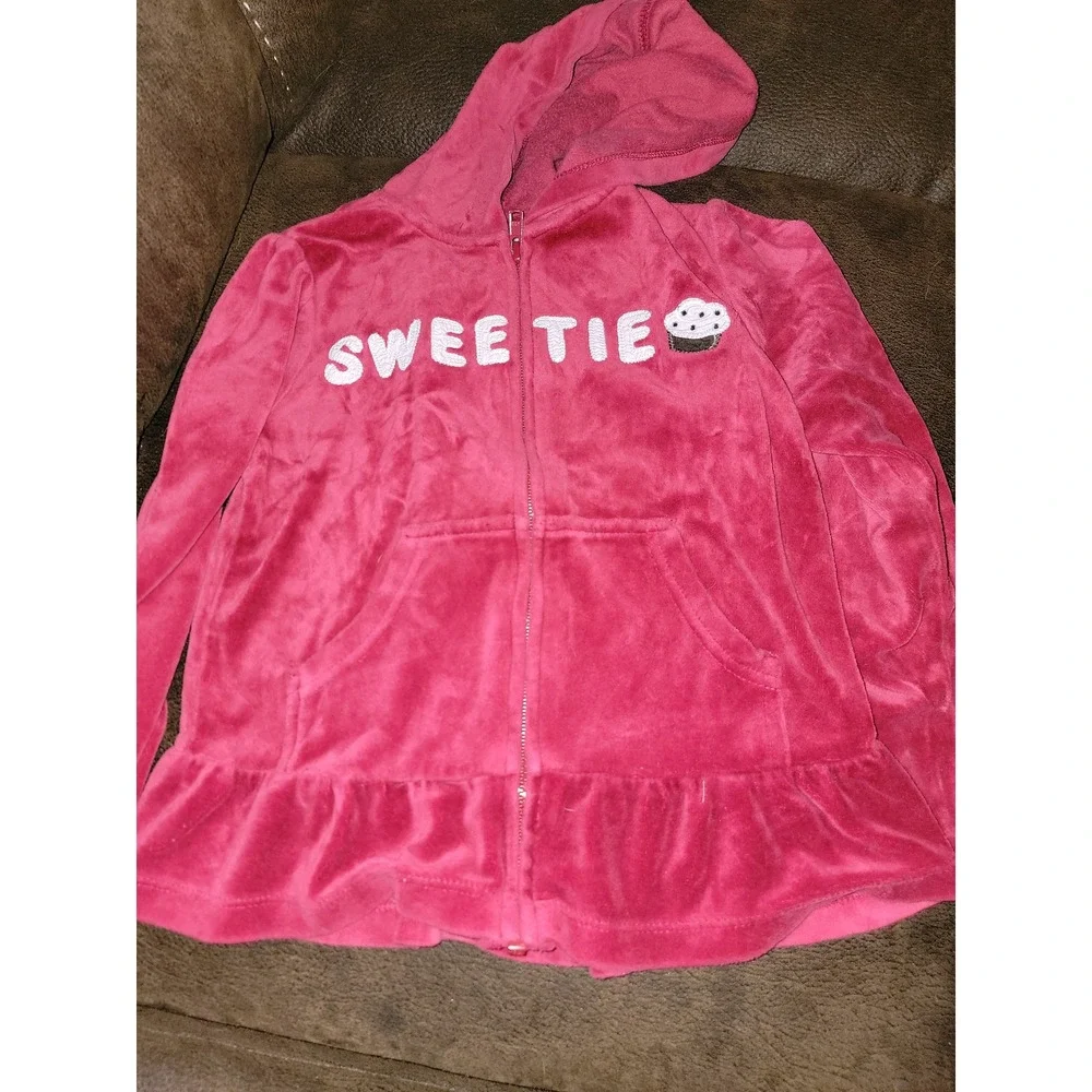 Gymboree sweet treats sweatshirt size 5 6  and jean‎ skirt size 5